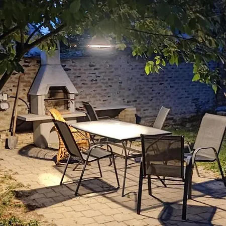 Apartments Osijek By The River Exterior photo