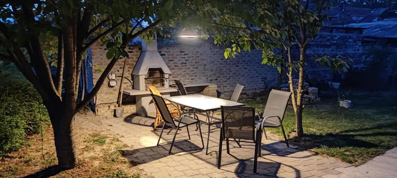 By The River Apartment Osijek