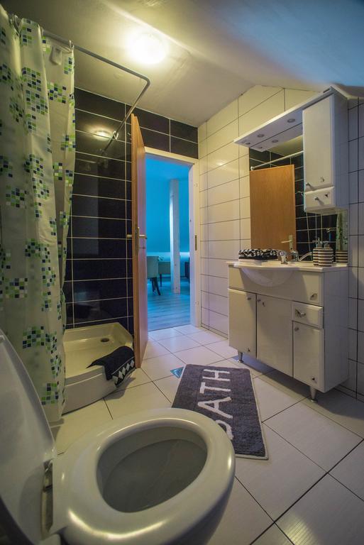 By The River Apartment Osijek